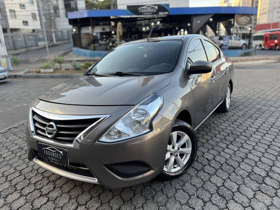 NISSAN VERSA 1.0 12V FLEX 4P MANUAL NISSAN VERSA 1.0 12V FLEX 4P MANUAL